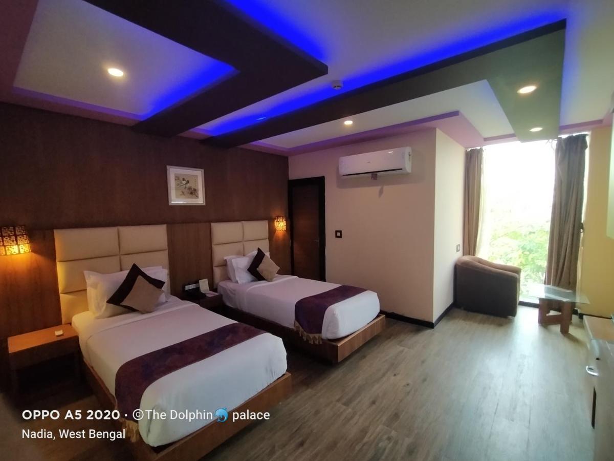 Dolphin Chocolate Inn Chandannagar Exterior foto