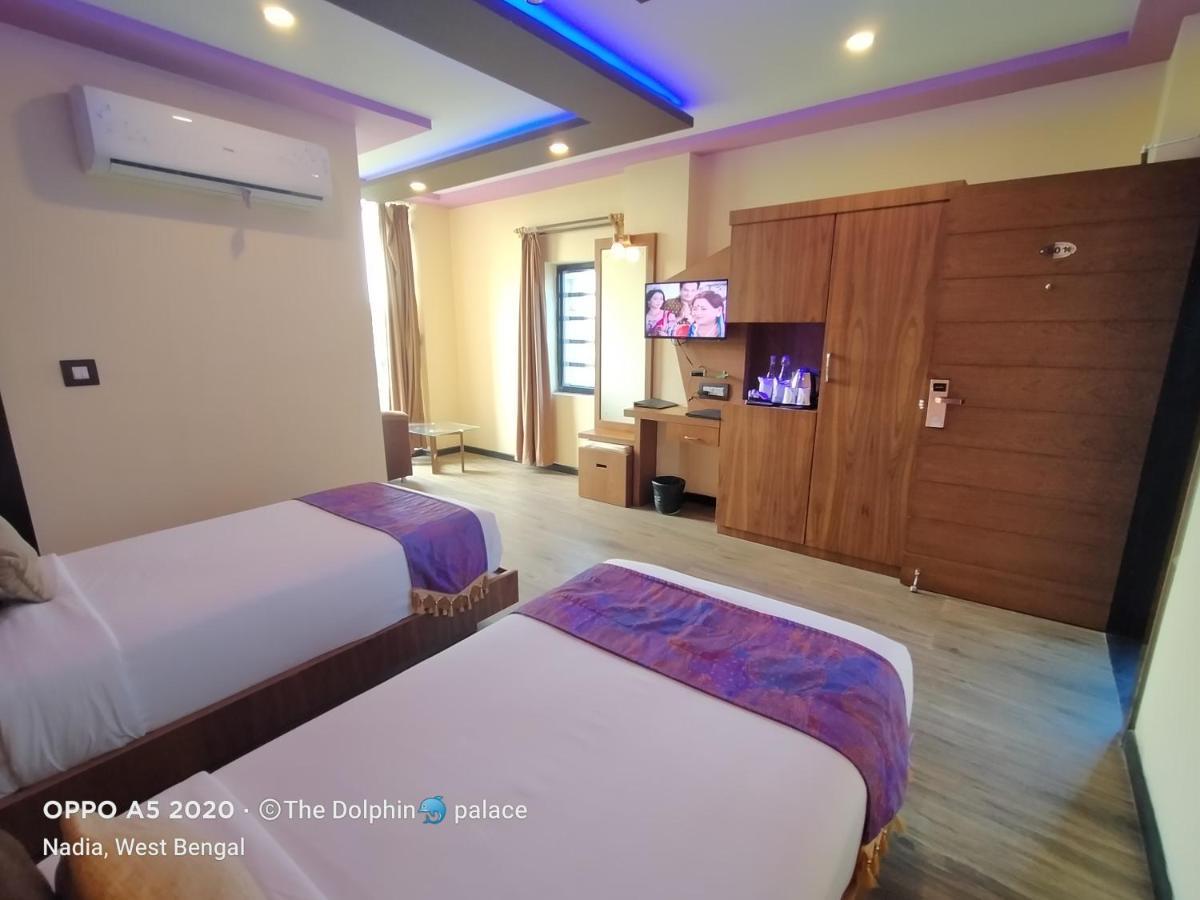 Dolphin Chocolate Inn Chandannagar Exterior foto