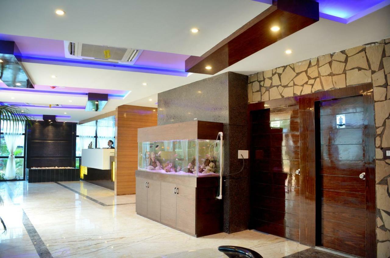 Dolphin Chocolate Inn Chandannagar Exterior foto